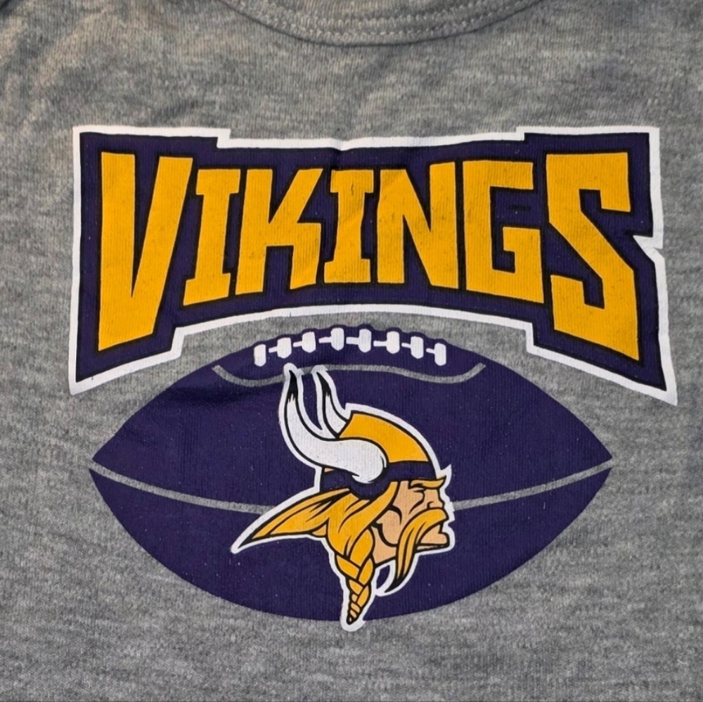 NFL Officially Licensed Minnesota Vikings Football Team Kids Baby Onesie 3m - 6m - Picture 2 of 6